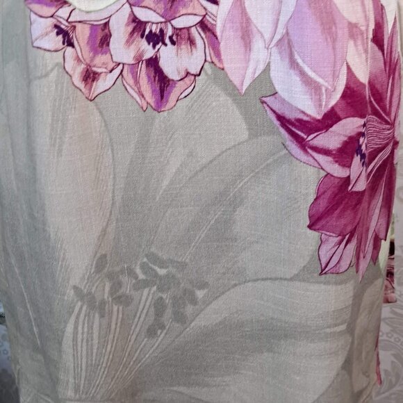 Soft Surroundings Size Small Floral Print Tunic 3/4 Sleeves Cream/Pink/Green EUC - Picture 4 of 15